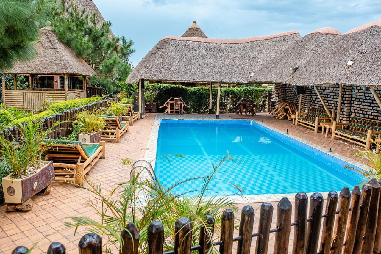 Elite Backpackers Services Masaka Extérieur photo