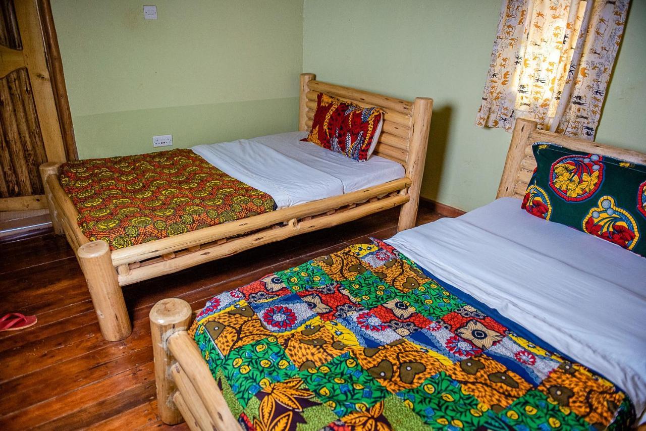 Elite Backpackers Services Masaka Extérieur photo