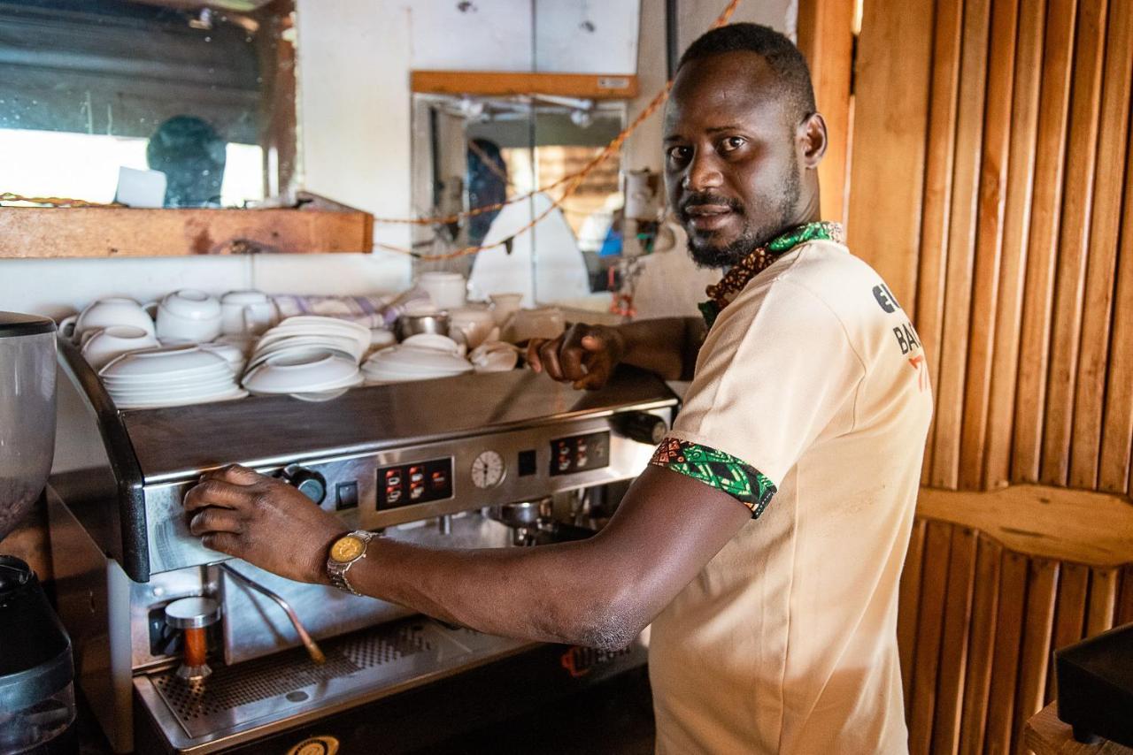 Elite Backpackers Services Masaka Extérieur photo