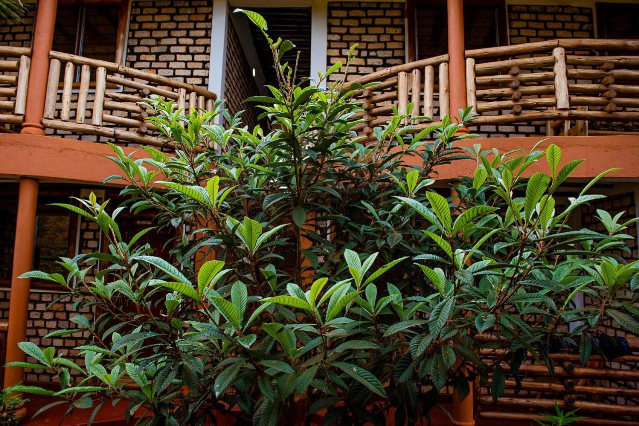 Elite Backpackers Services Masaka Extérieur photo