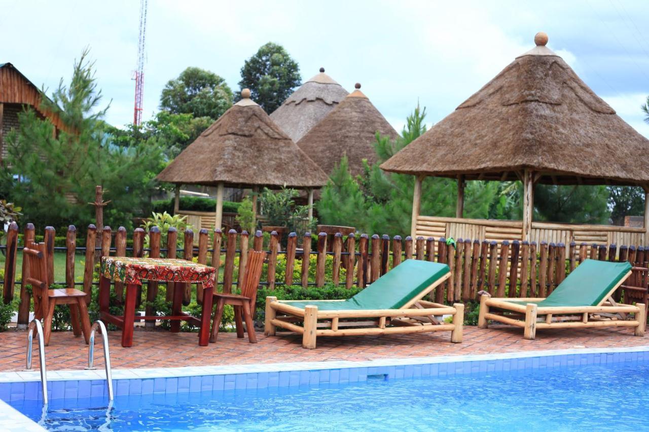 Elite Backpackers Services Masaka Extérieur photo