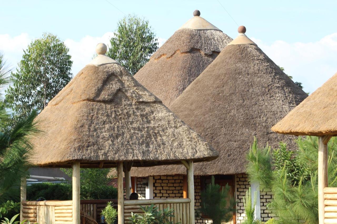 Elite Backpackers Services Masaka Extérieur photo