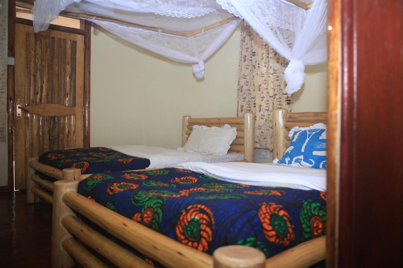 Elite Backpackers Services Masaka Extérieur photo